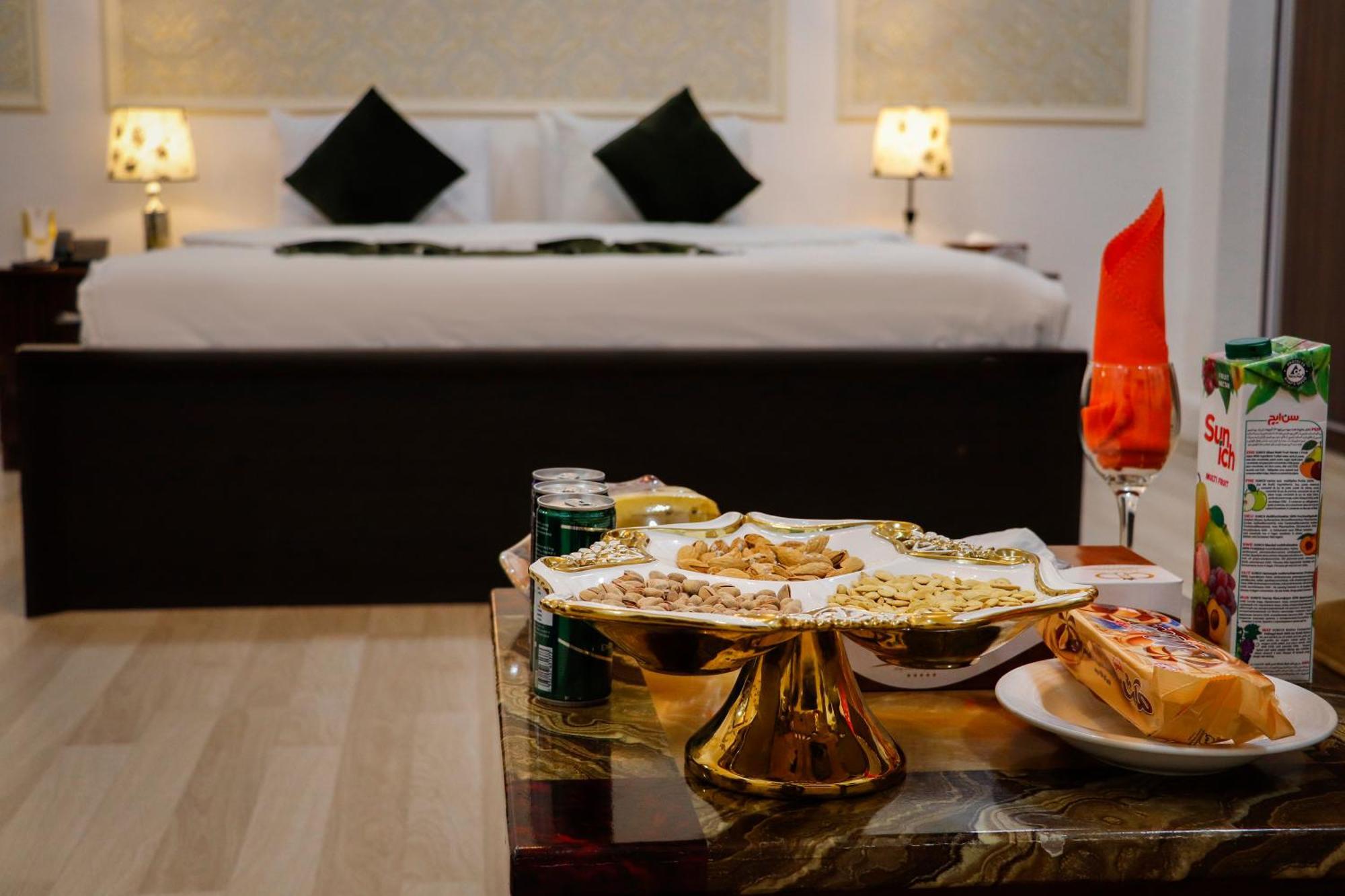 Arg Hotel Herat Eksteriør billede