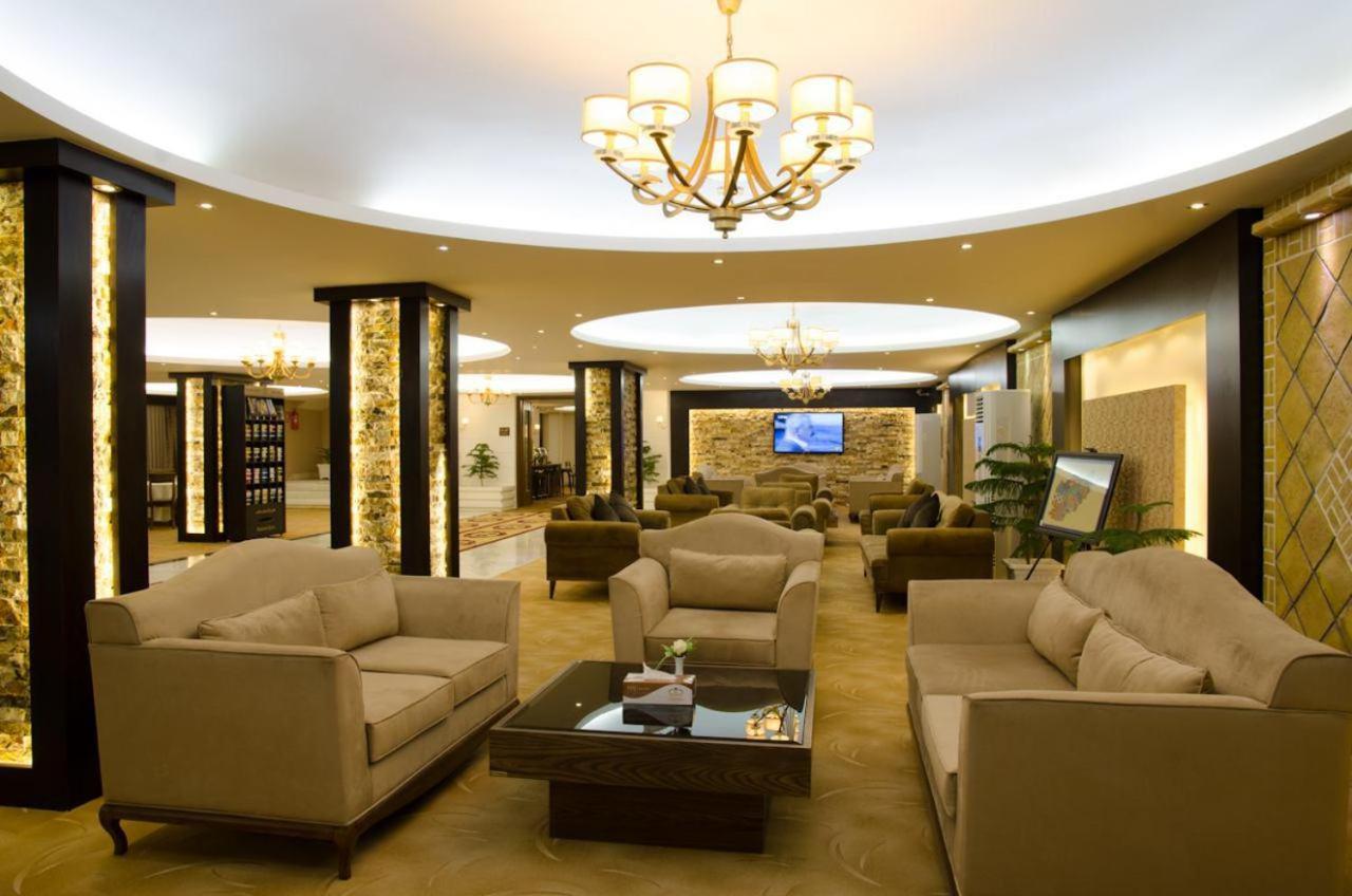 Arg Hotel Herat Eksteriør billede